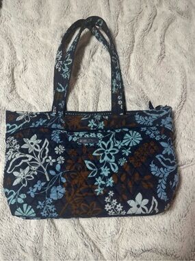 Vera Bradley Java Blue Quilted Shoulder Bag Retired Floral Print